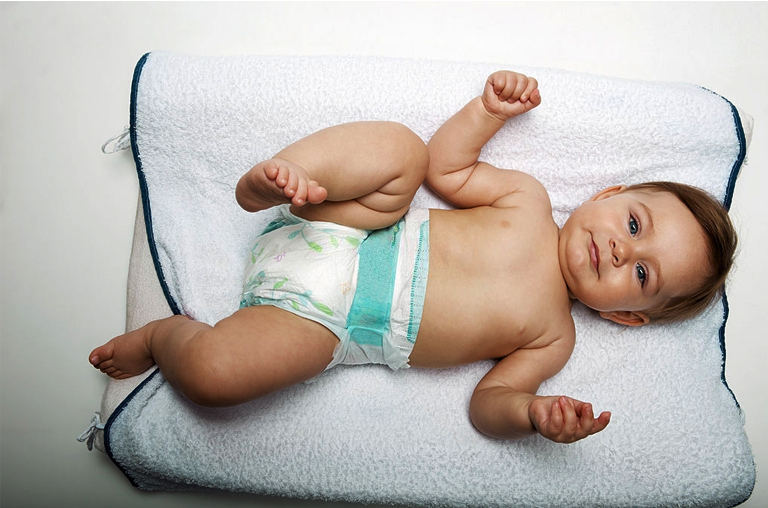 Switch The Diapers Of Your Baby