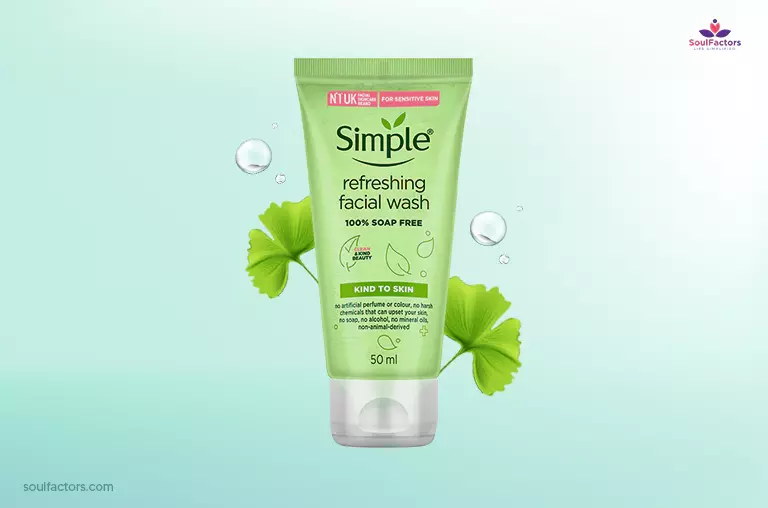 Refreshing Face Wash with Pro-Vit B5 + Vit E from Simple