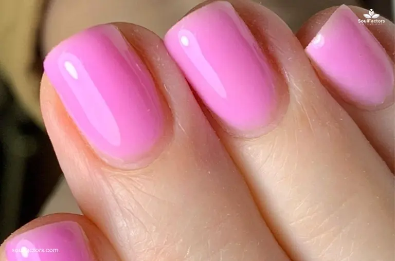 Elegant Short Nail Design In Pink Monochrome 
