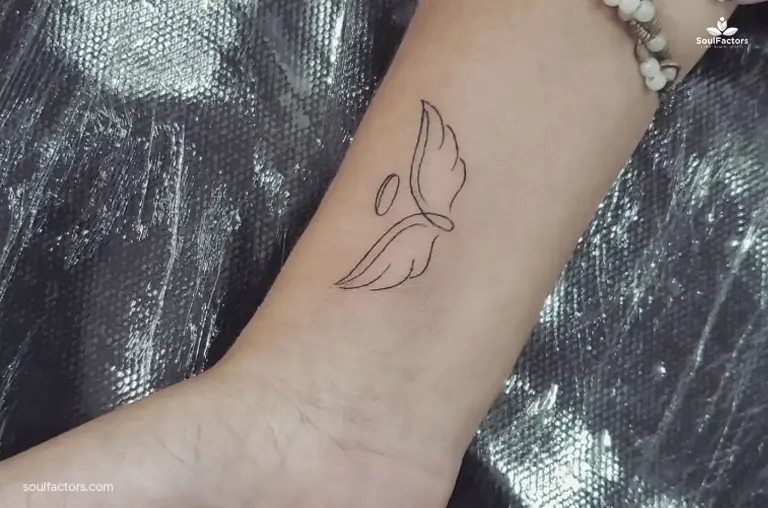 small-angel-wings small tattoo