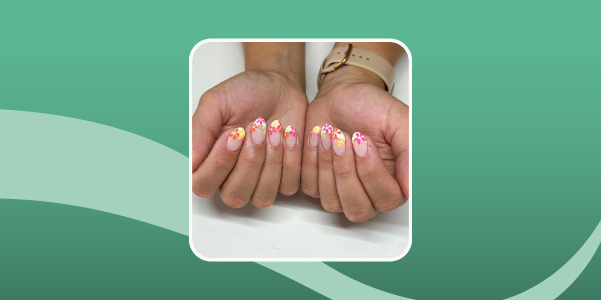 Cheerful French Daisy Nail Designs