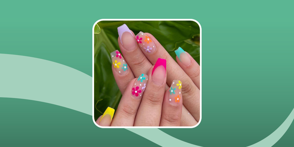 Colorful Daisy Nail Designs 