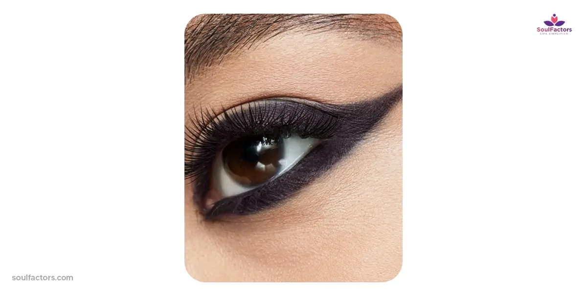 How To Do Smudged Winged Eyeliner
