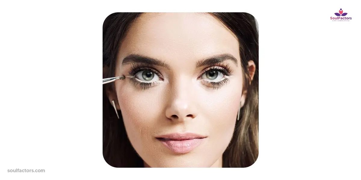 How To Use White Eyeliner To Make Eyes Look Bigger?