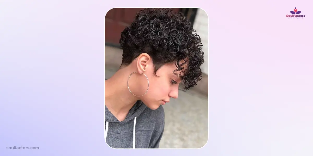 How To Style Short Curly Hair - Pixie Curly Hairstyle