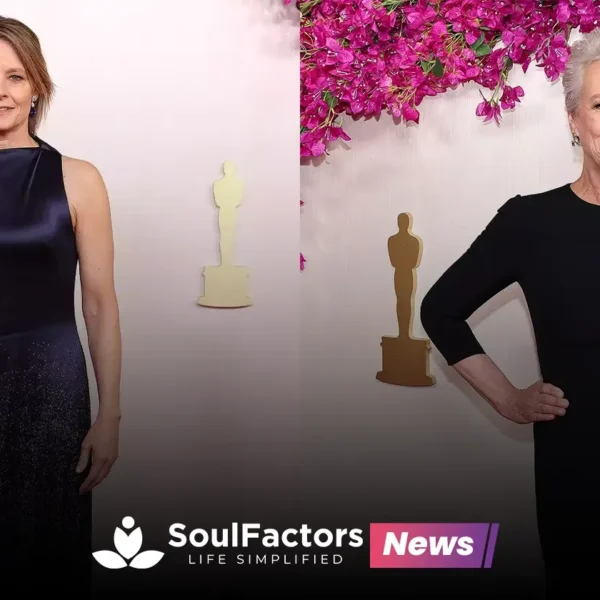 Jodie-Foster-becomes-emotional-as-proud-Jamie-Lee-Curtis-pays-moving-tribute-to-her-bestie-while-presentin